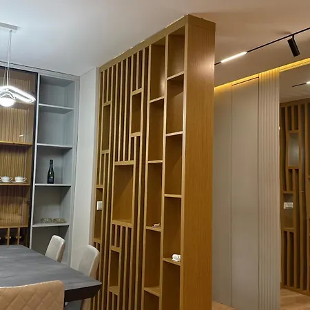 Luxury Spacious - Apartman *