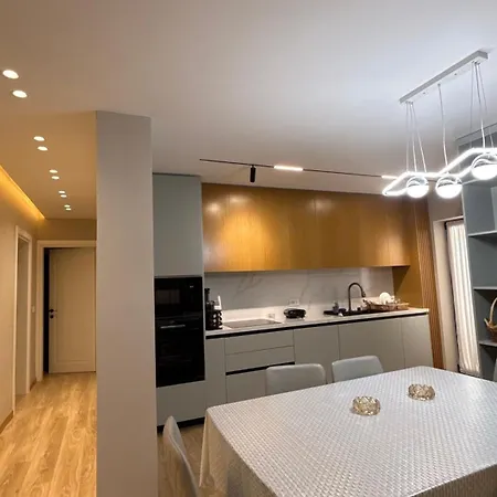 Luxury Spacious - Apartman *